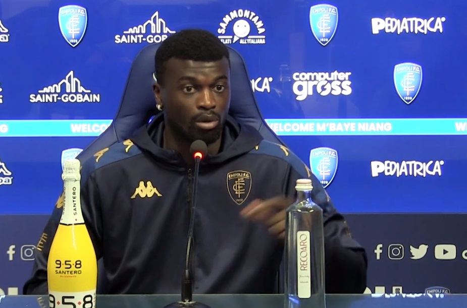 SALA STAMPA | La presentazione di M’Baye Niang: “qui per fare bene, per dare una mano e per raggiungere insieme l’obiettivo”