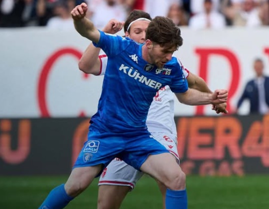 SERIE B – 34a Giornata | Empoli, si spalanca lo scenario più brutto. Squadra sconfitta a Padova e ora davvero sull’orlo del baratro. Al rientro in tarda serata duramente contestata da oltre trecento tifosi.